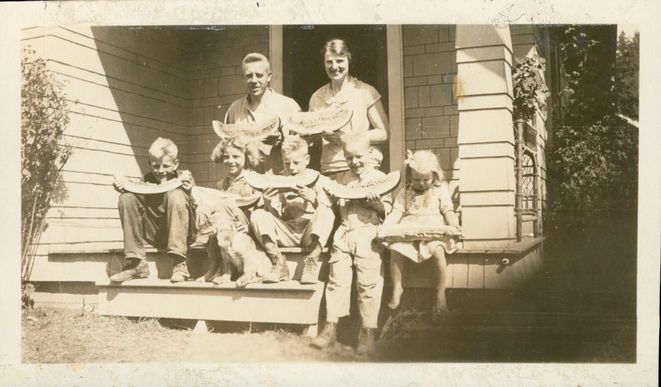 Manch N. Garhart Family Summer House - historic photograph